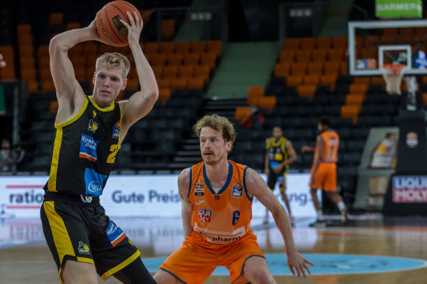 智慧和一点 智慧和一点