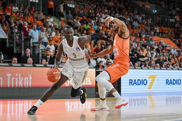 不仅仅是裁 不仅仅是裁