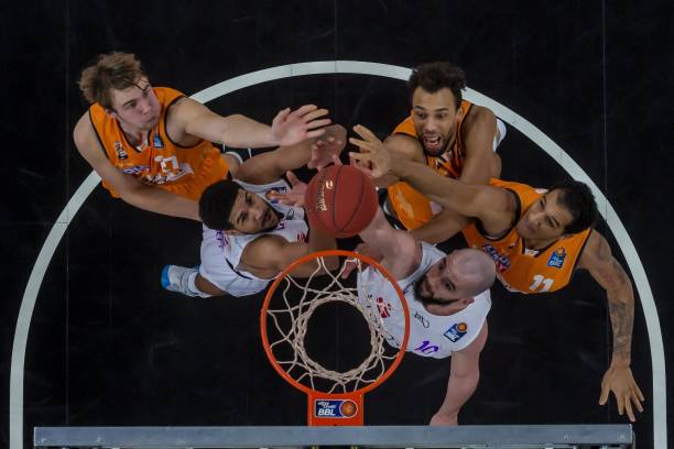 纪平梨花等 纪平梨花等