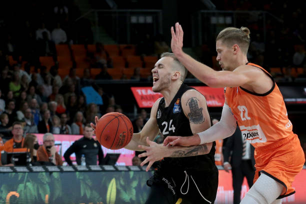 运动员参加 运动员参加